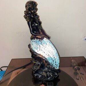 12” inch stained glass mermaid sculpture lamp tested